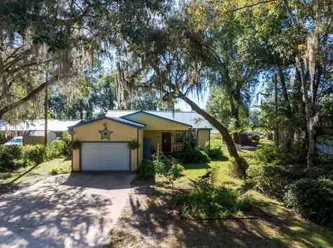 832 Lake Shore Terrace Interlachen FL 32148