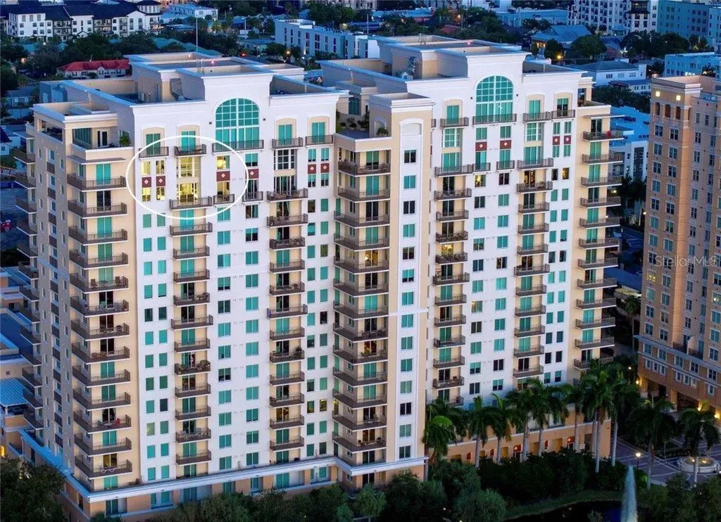 800 N Tamiami Trail Sarasota FL 34236