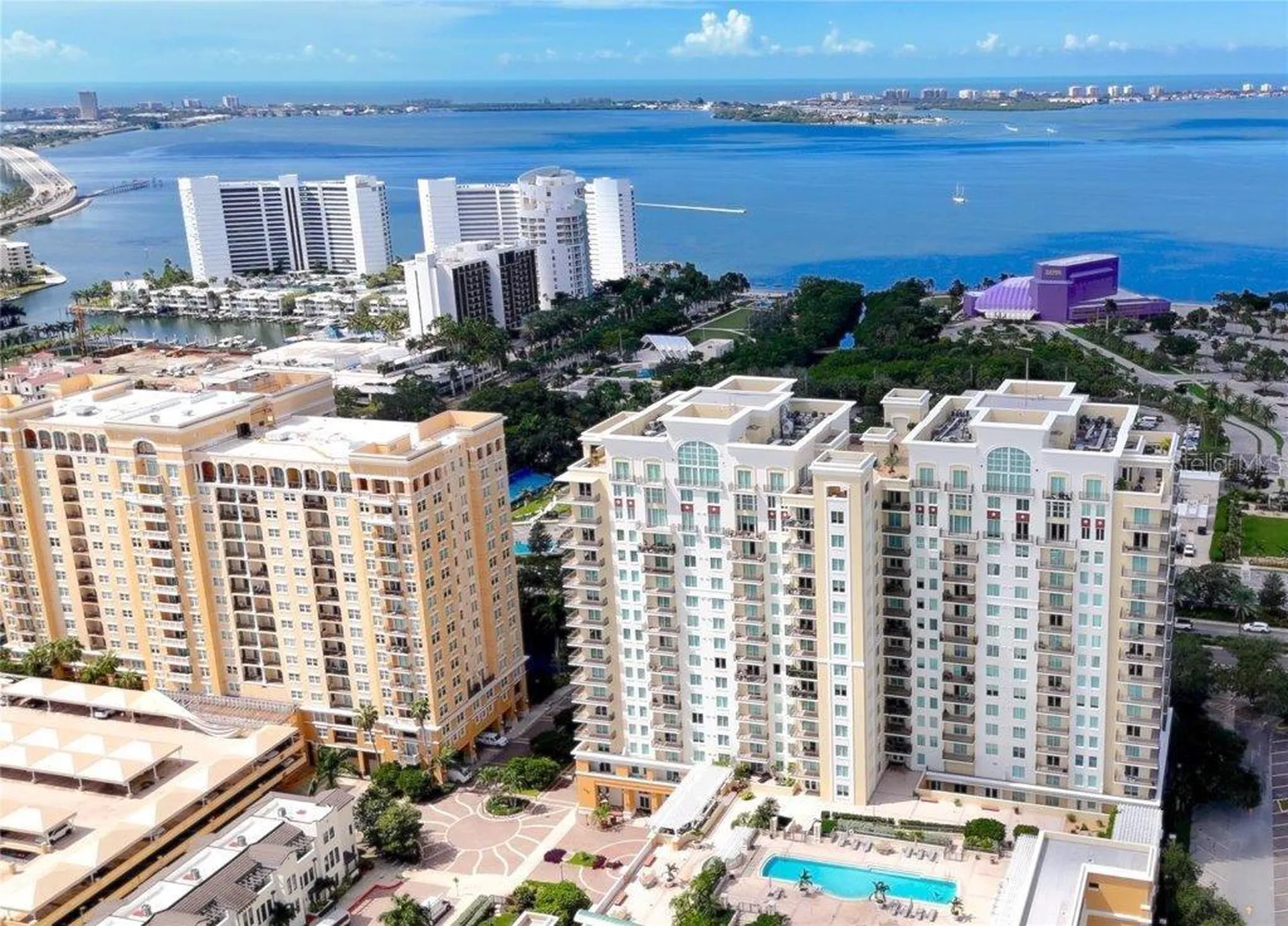 800 N Tamiami Trail Sarasota FL 34236
