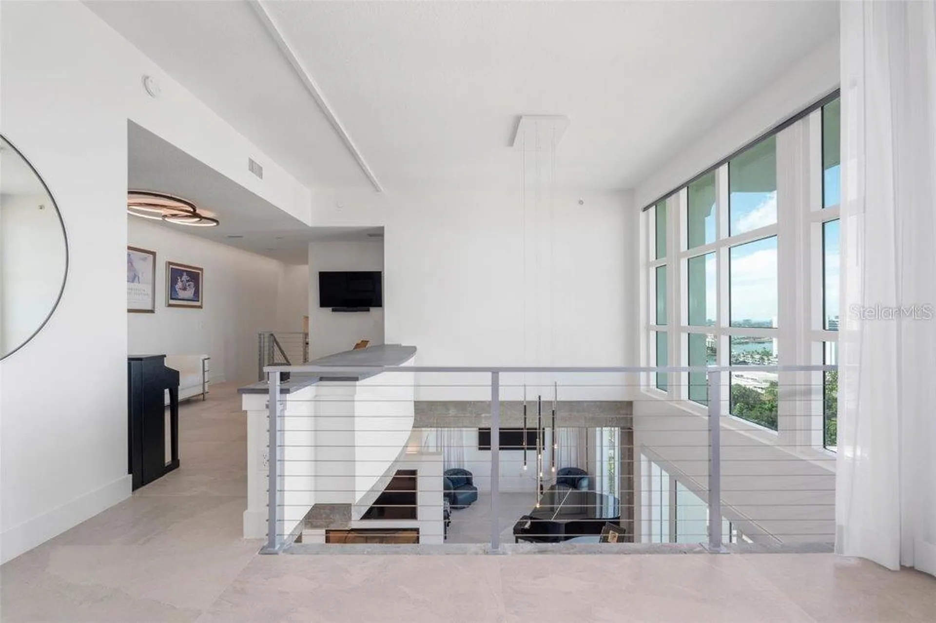 800 N Tamiami Trail Sarasota FL 34236