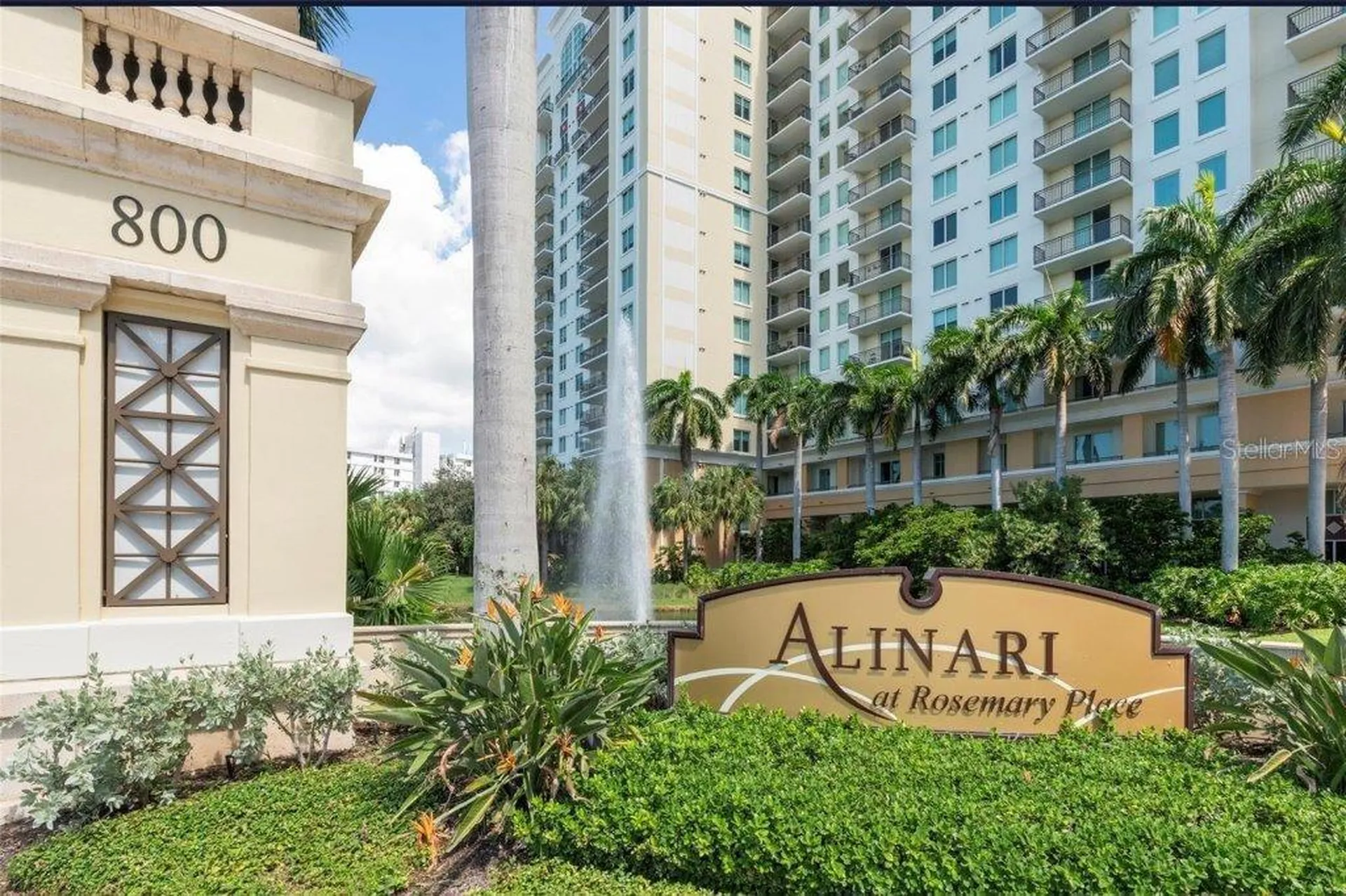 800 N Tamiami Trail Sarasota FL 34236
