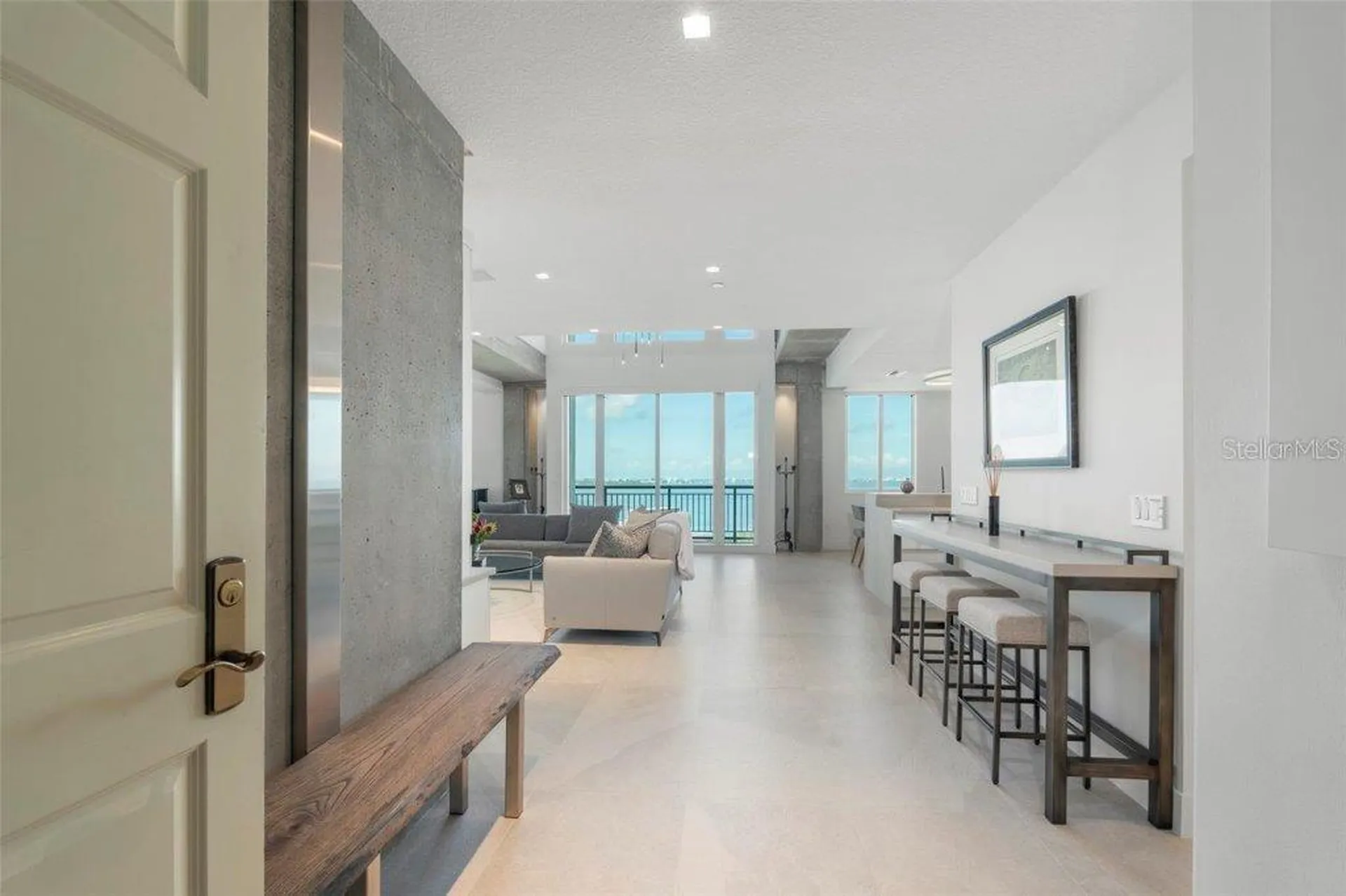 800 N Tamiami Trail Sarasota FL 34236