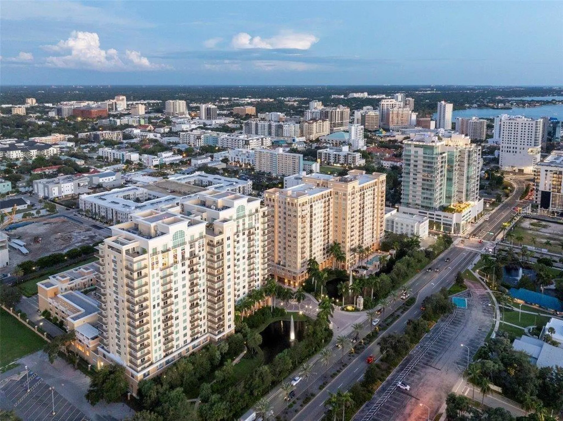 800 N Tamiami Trail Sarasota FL 34236