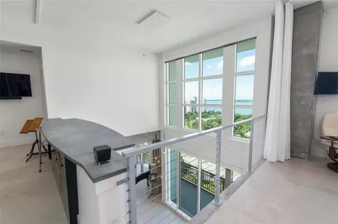 800 N Tamiami Trail Sarasota FL 34236