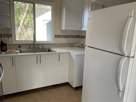 5453 Avenida Del Mare Sarasota FL 34242