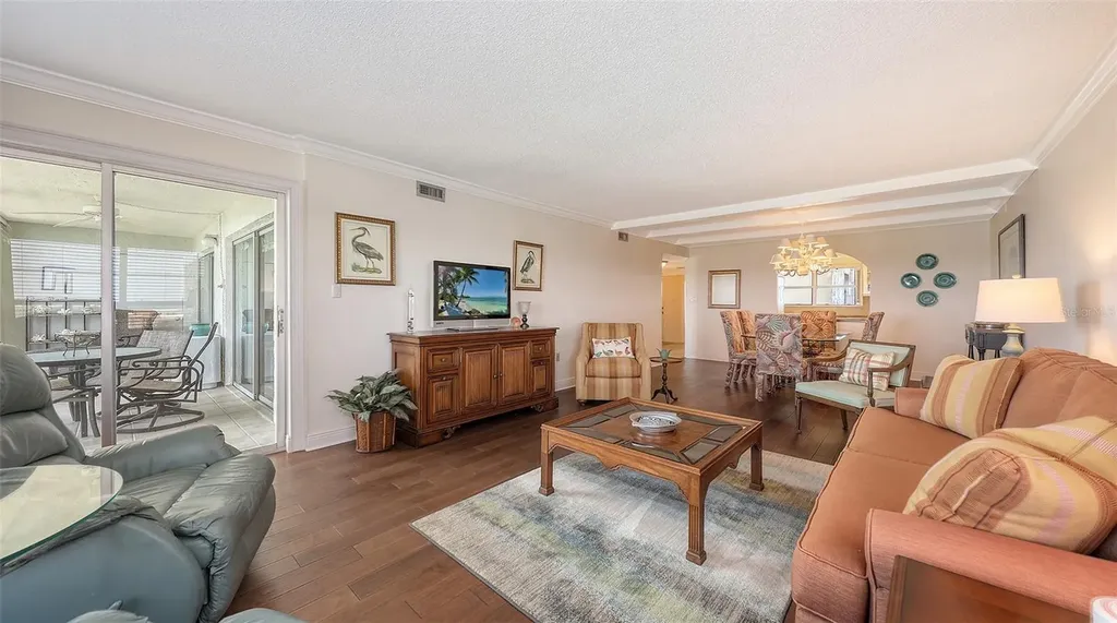 9393 Midnight Pass Road Sarasota FL 34242