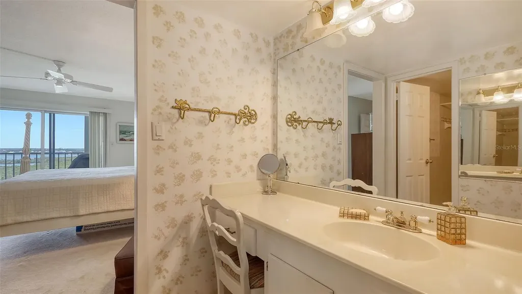 9393 Midnight Pass Road Sarasota FL 34242