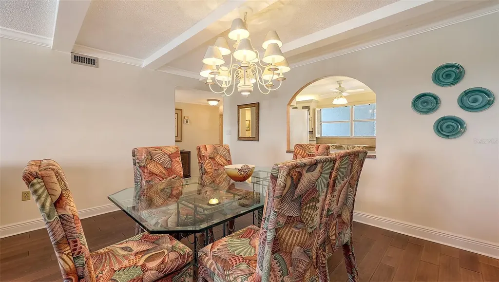 9393 Midnight Pass Road Sarasota FL 34242