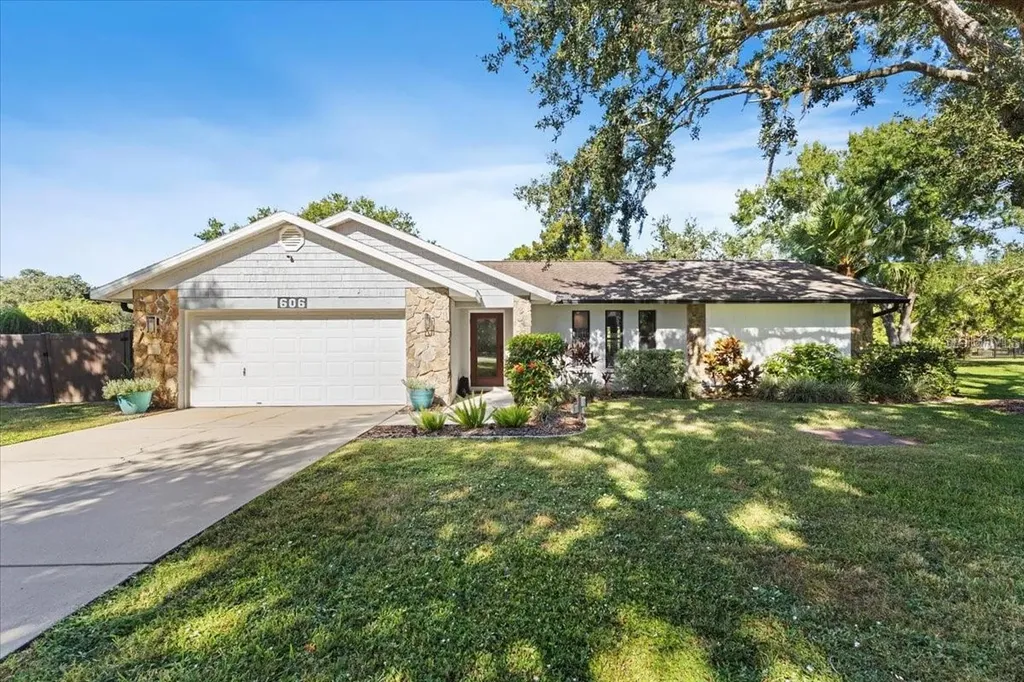 606 136th Court E Bradenton FL 34212