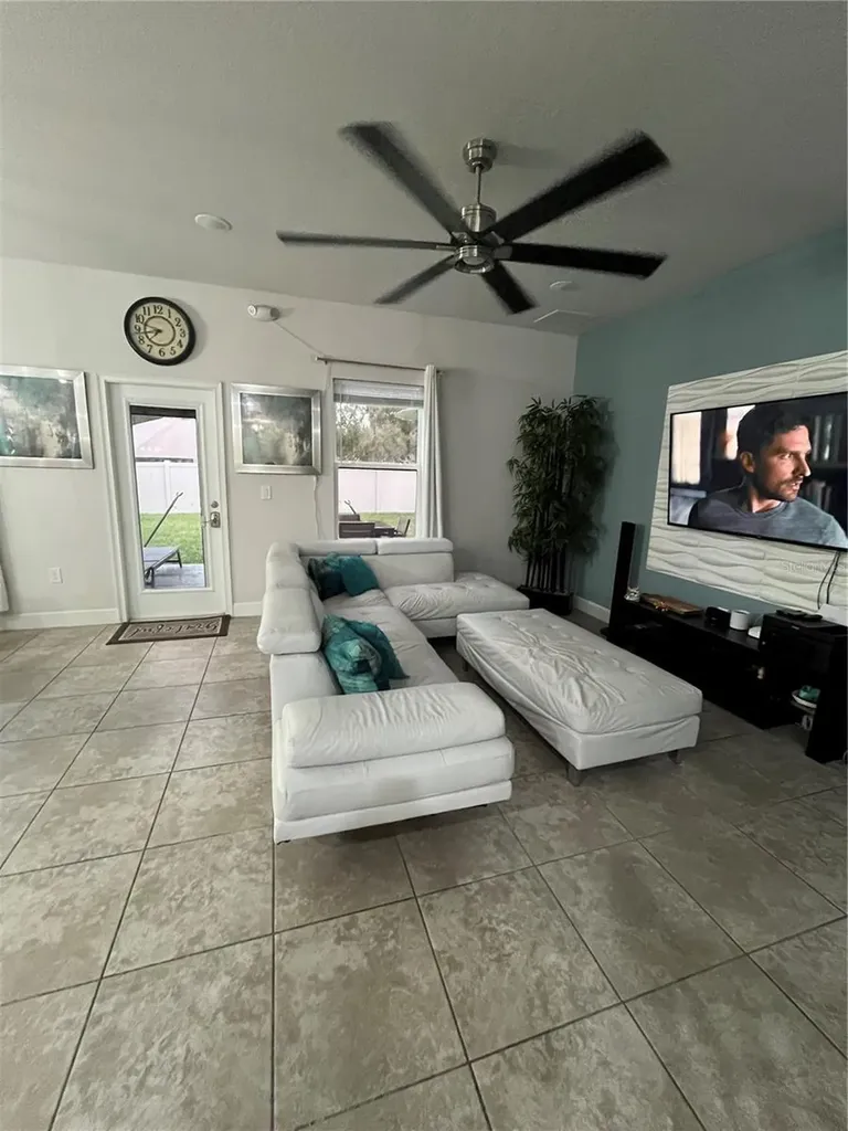 823 Chinoy Road Davenport FL 33837