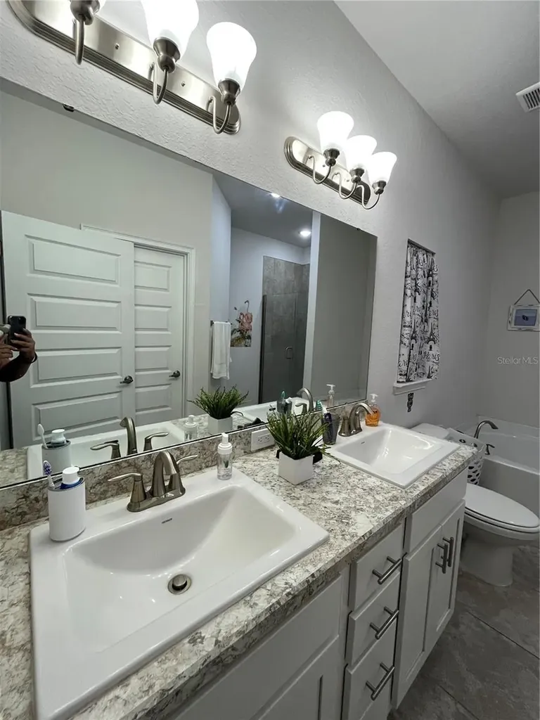 823 Chinoy Road Davenport FL 33837