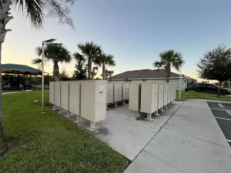 823 Chinoy Road Davenport FL 33837