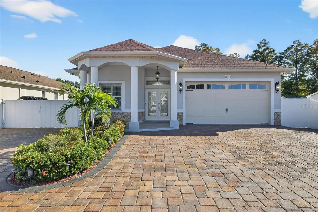 3914 Sligh Avenue Tampa FL 33614