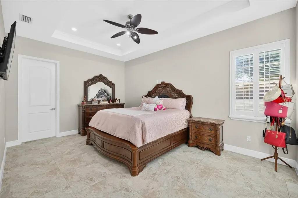 3914 Sligh Avenue Tampa FL 33614