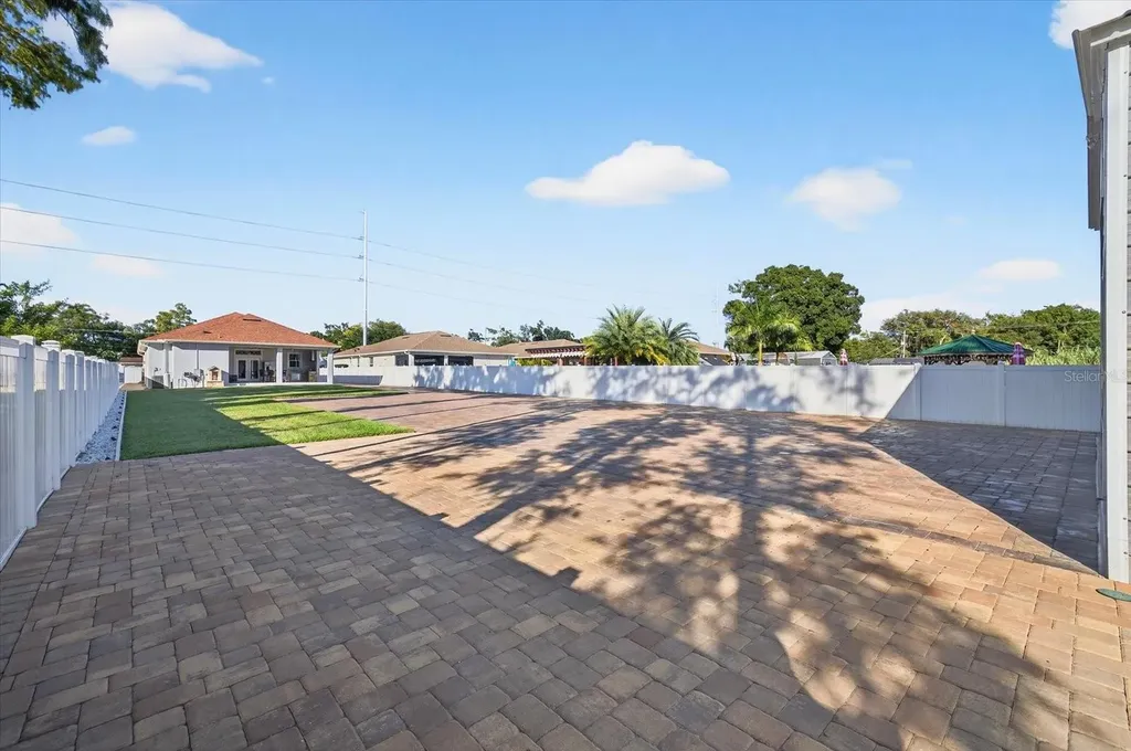 3914 Sligh Avenue Tampa FL 33614