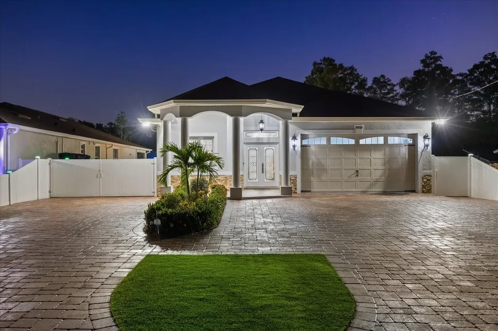 3914 Sligh Avenue Tampa FL 33614