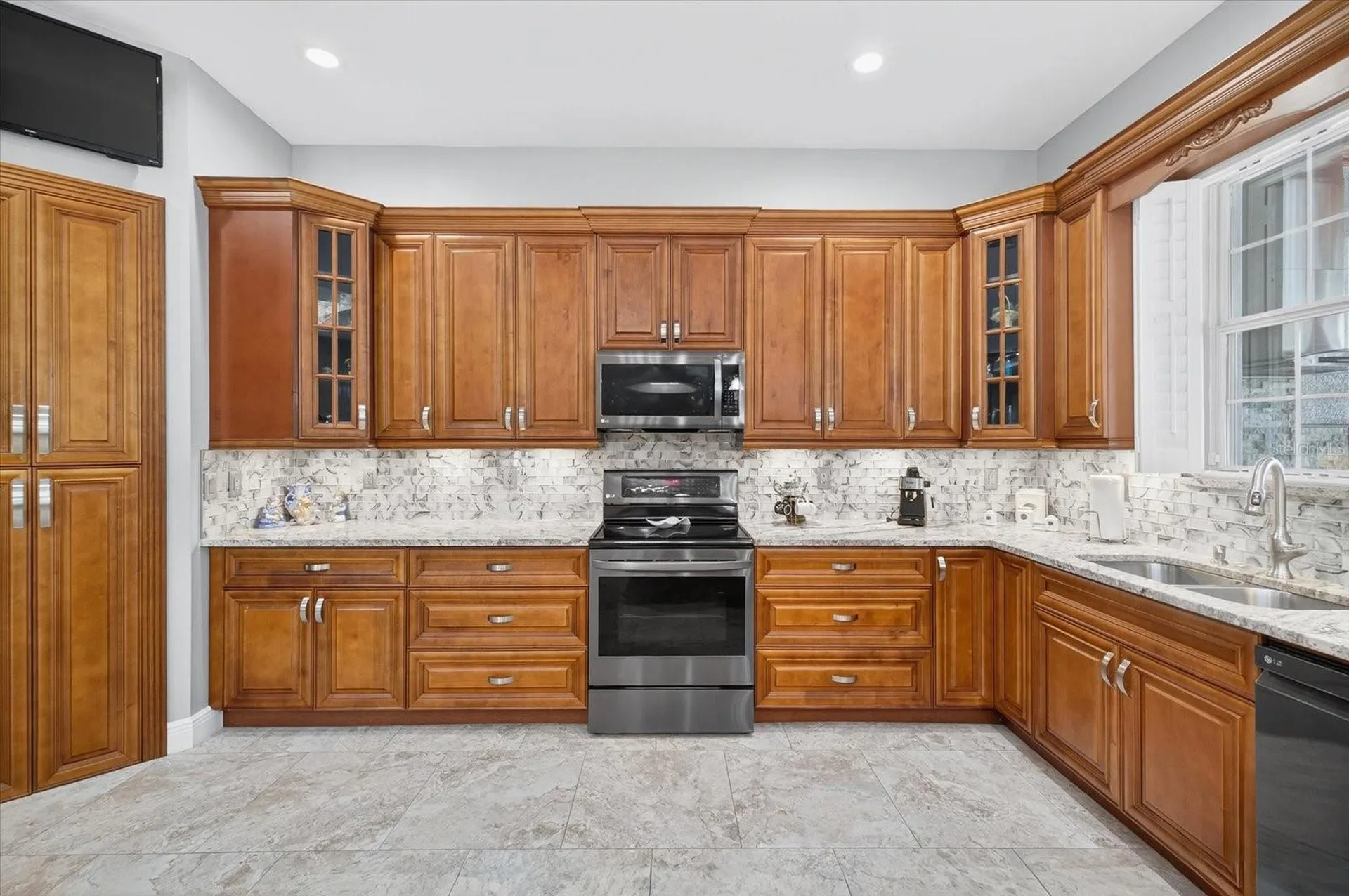 3914 Sligh Avenue Tampa FL 33614