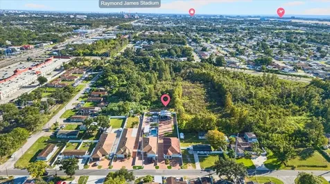 3914 Sligh Avenue Tampa FL 33614