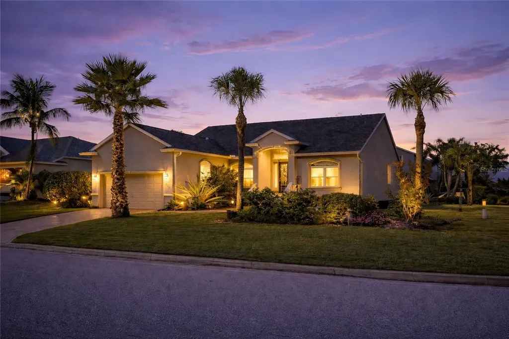 605 4th Street W Tierra Verde FL 33715