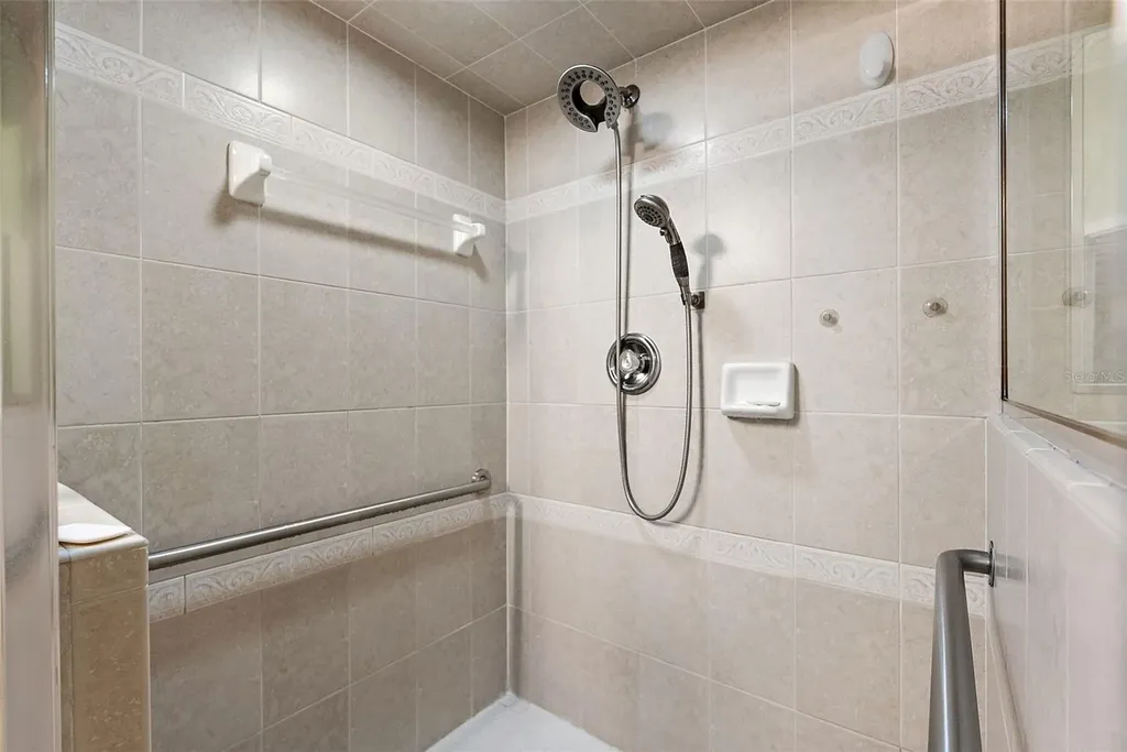 605 4th Street W Tierra Verde FL 33715