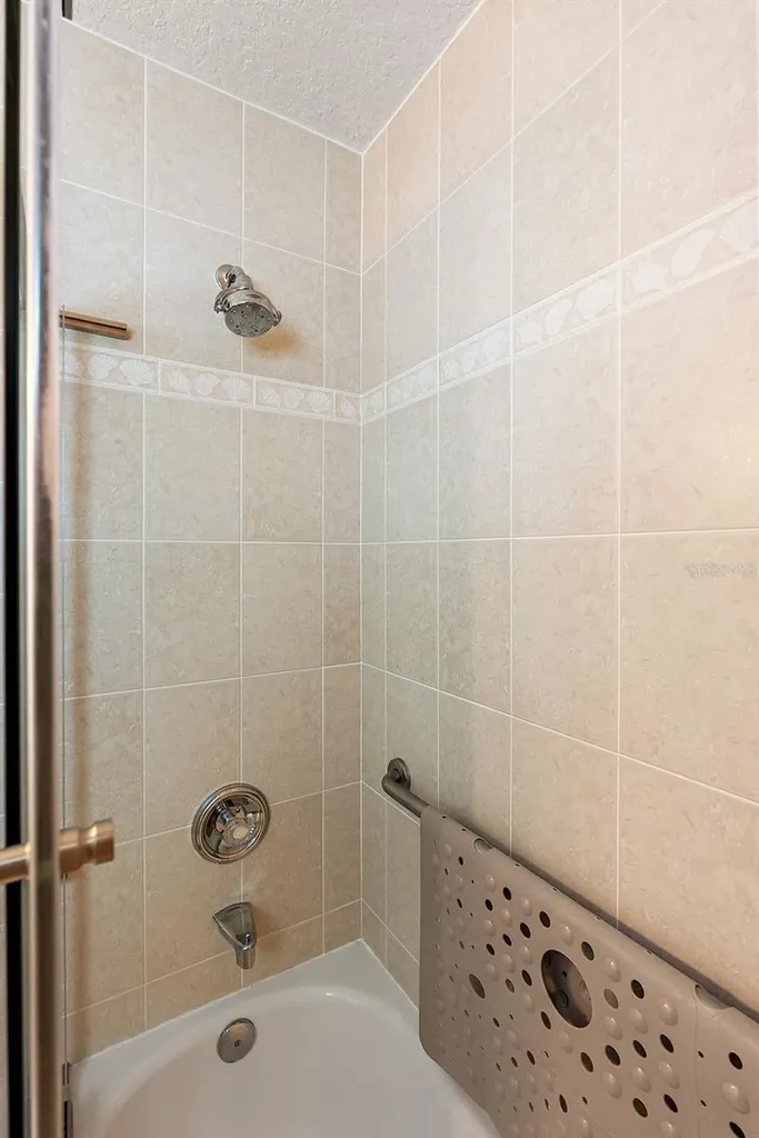 605 4th Street W Tierra Verde FL 33715