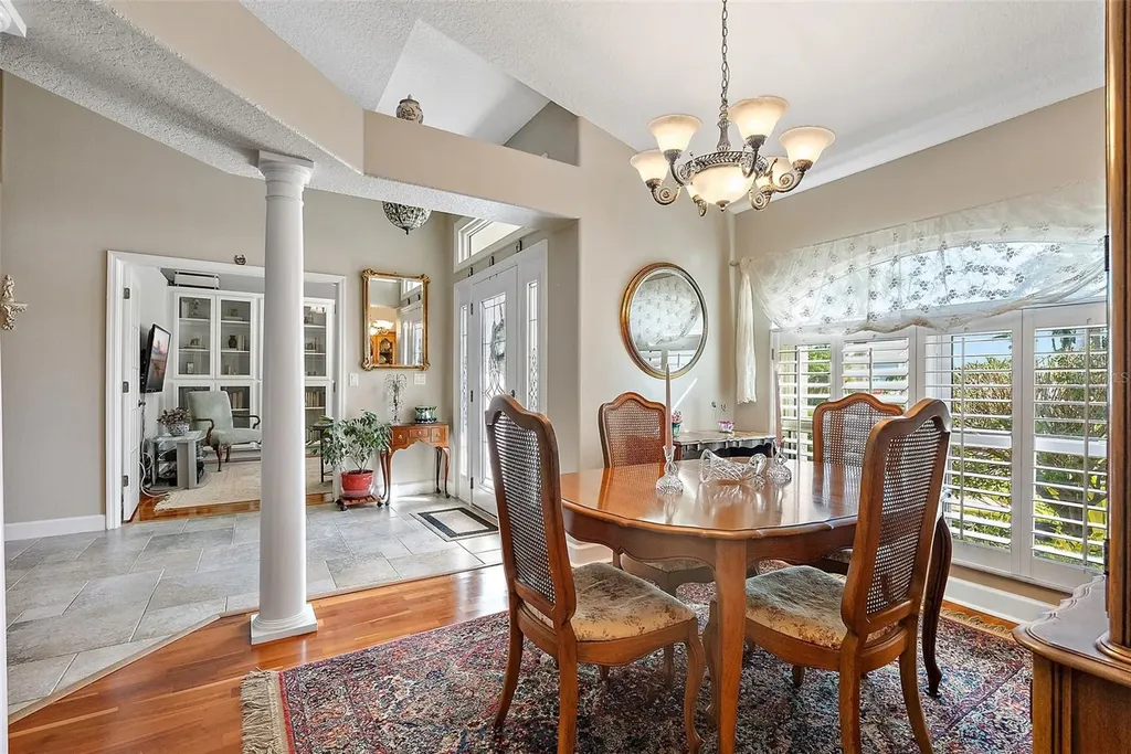 605 4th Street W Tierra Verde FL 33715