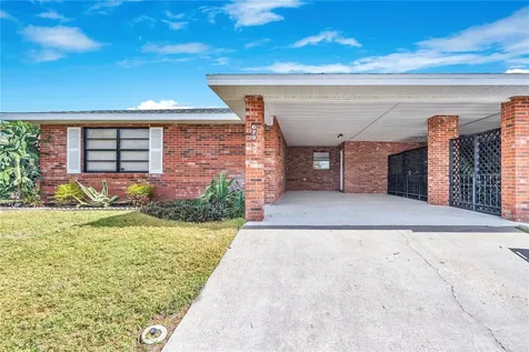 679 Lake Carolyn Circle Lakeland FL 33813