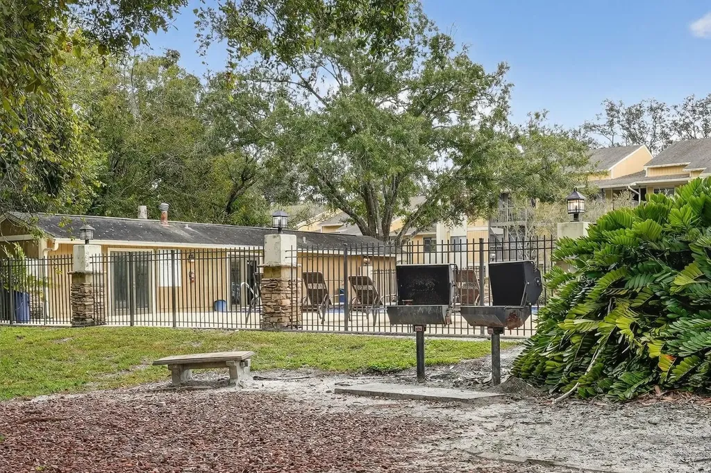 13287 Arbor Pointe Circle Tampa FL 33617