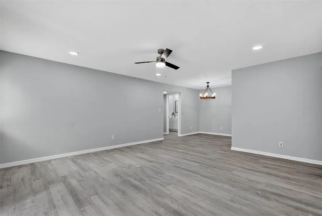 13287 Arbor Pointe Circle Tampa FL 33617
