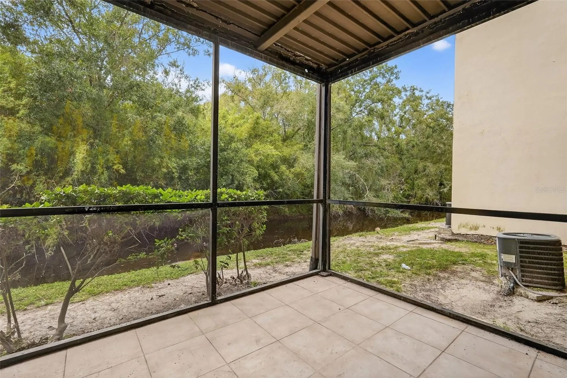 13287 Arbor Pointe Circle Tampa FL 33617
