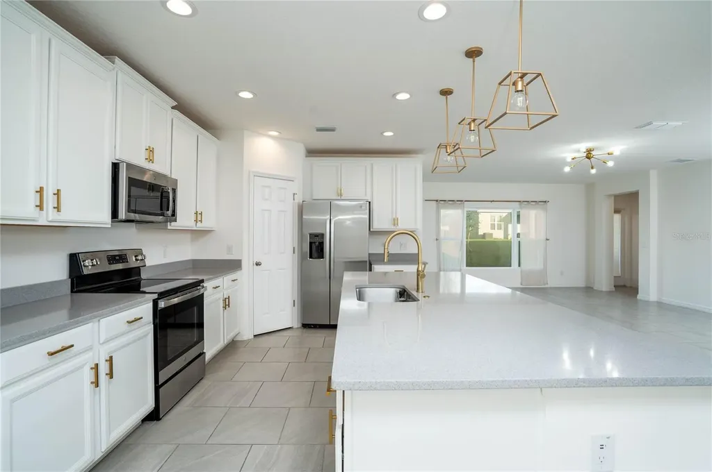 244 Hamlet Loop Davenport FL 33837