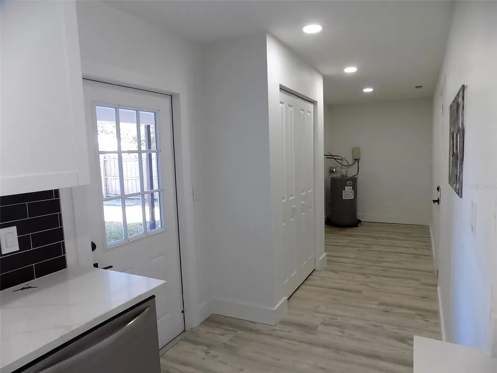 1802 Chinaberry Drive Oldsmar FL 34677