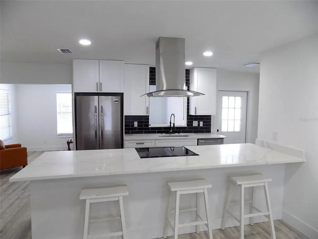 1802 Chinaberry Drive Oldsmar FL 34677