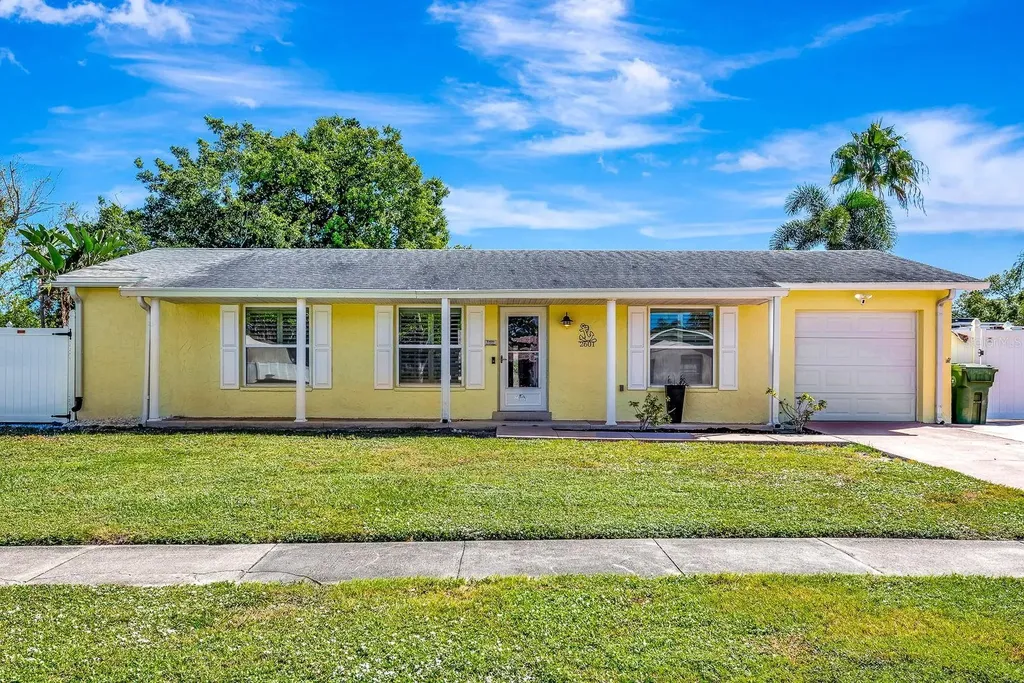 2601 39th Street W Bradenton FL 34205