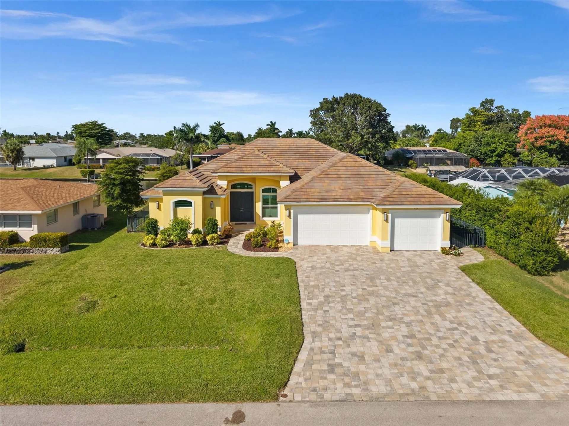 211 SE 37th Lane Cape Coral FL 33904