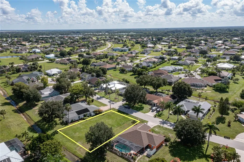 7535 Coral Tree Punta Gorda FL 33955