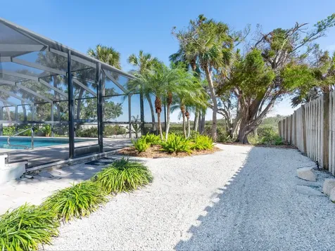 18 N Casey Key Road Osprey FL 34229