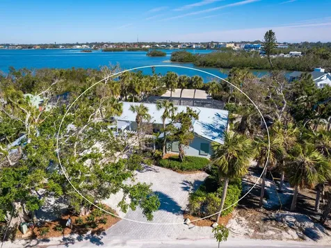 18 N Casey Key Road Osprey FL 34229