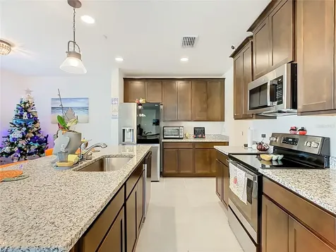 1653 Swan Swim Drive Davenport FL 33837
