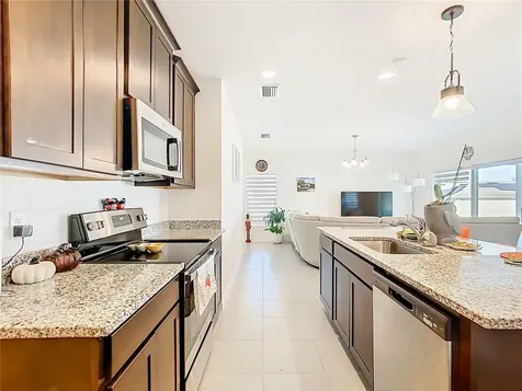 1653 Swan Swim Drive Davenport FL 33837