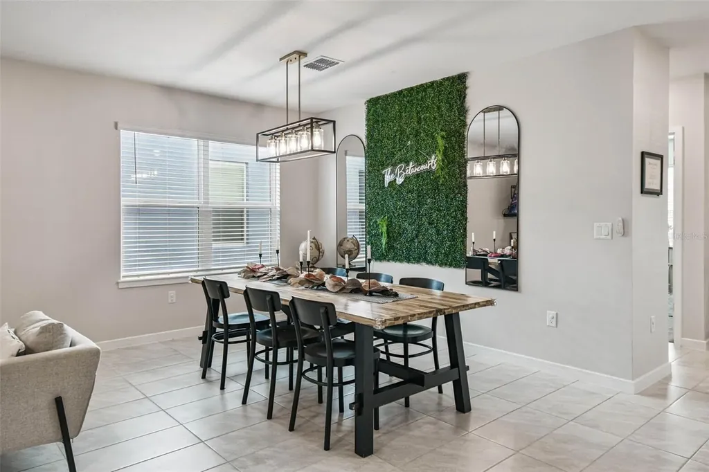 4070 Roaming Brook Drive Apopka FL 32712