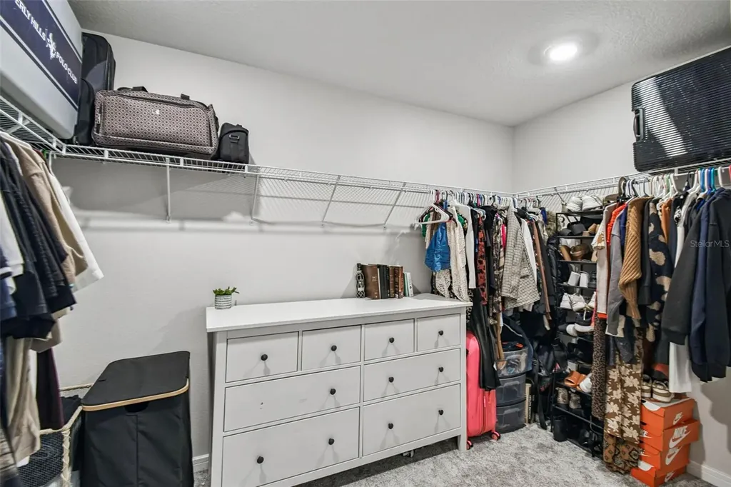4070 Roaming Brook Drive Apopka FL 32712