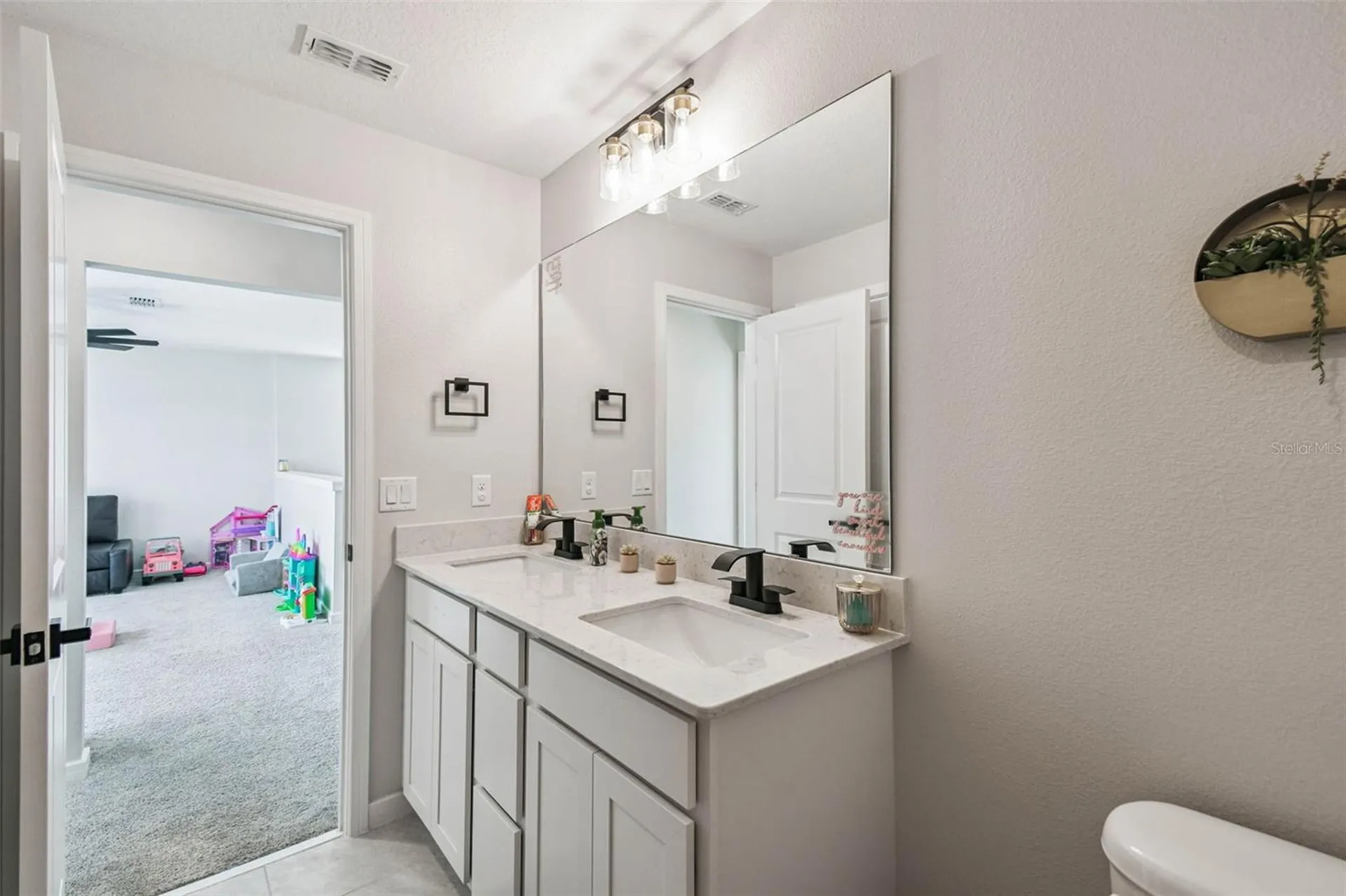 4070 Roaming Brook Drive Apopka FL 32712