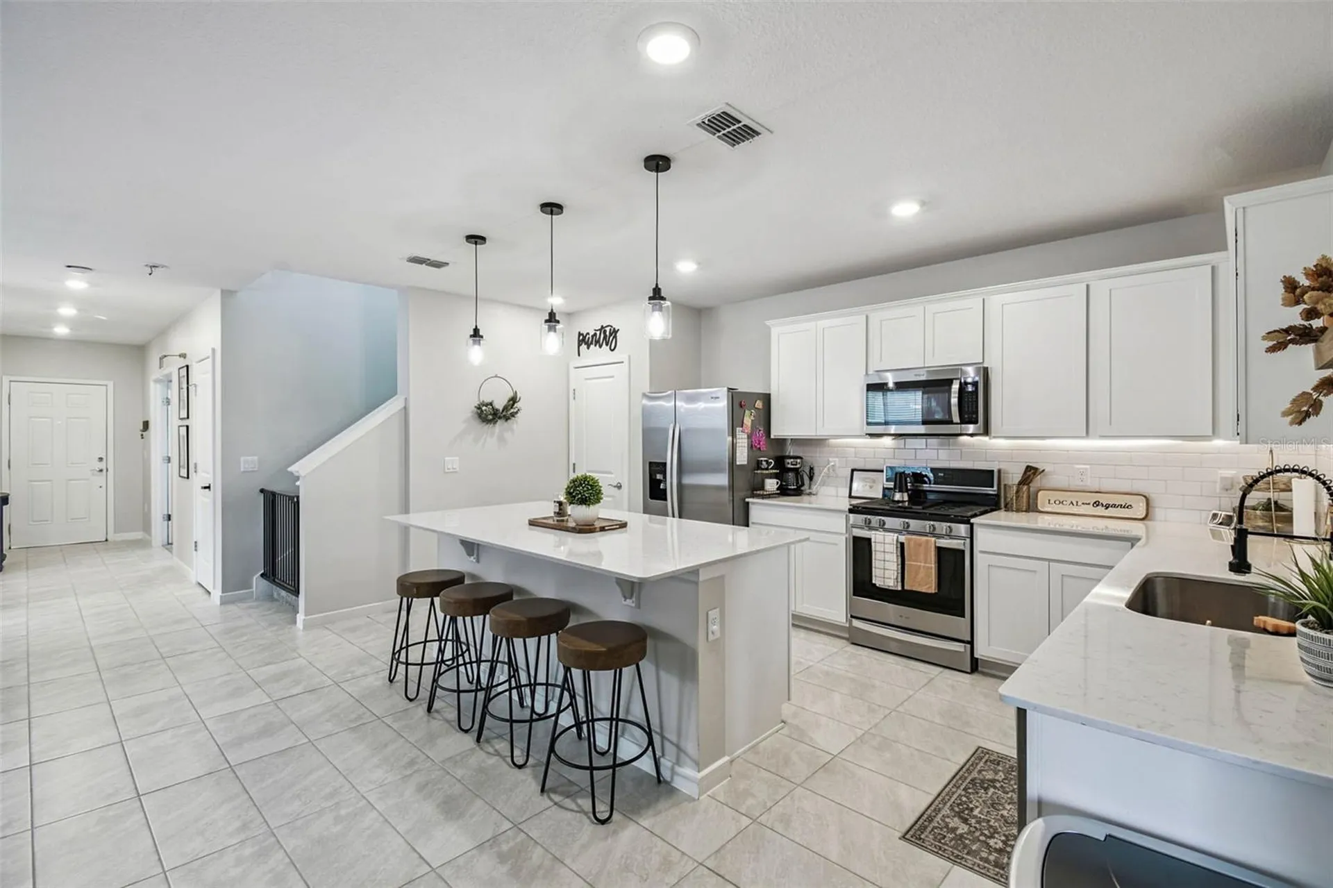 4070 Roaming Brook Drive Apopka FL 32712