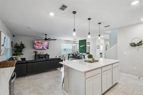 4070 Roaming Brook Drive Apopka FL 32712