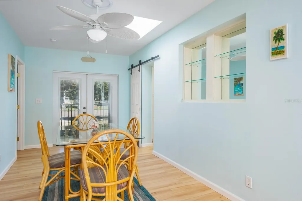 5302 28th Avenue S Gulfport FL 33707