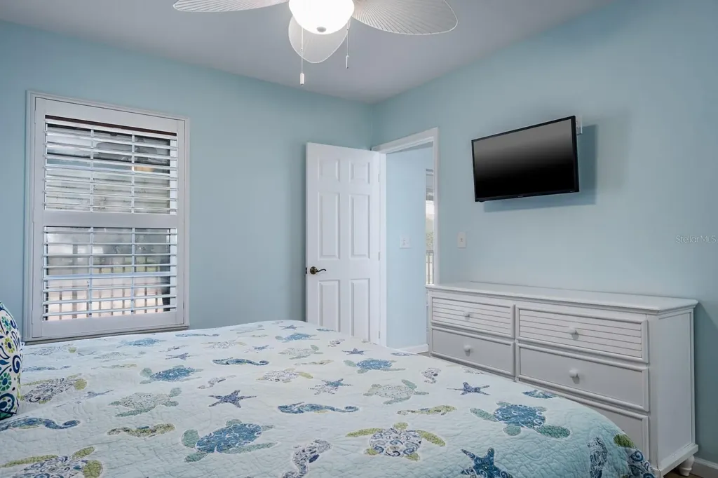 5302 28th Avenue S Gulfport FL 33707