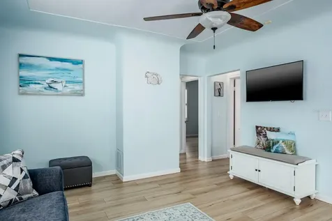 5302 28th Avenue S Gulfport FL 33707