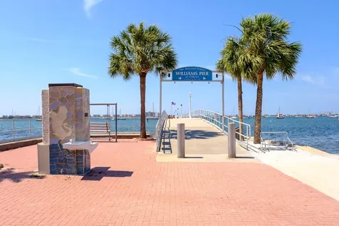 5302 28th Avenue S Gulfport FL 33707