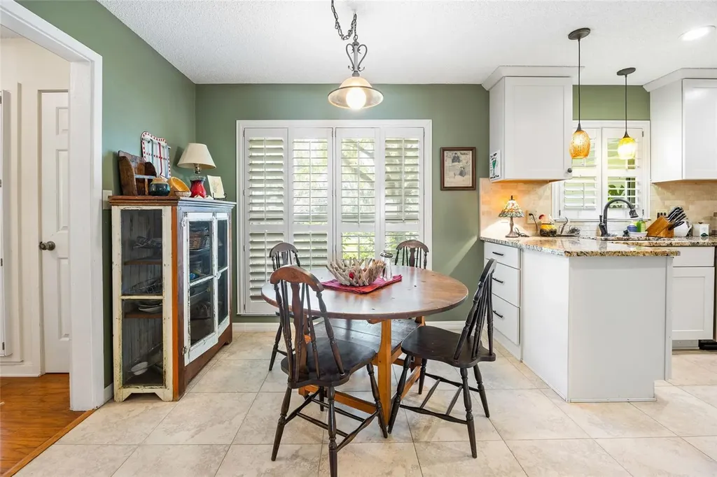 4517 SE 2nd Place Ocala FL 34471